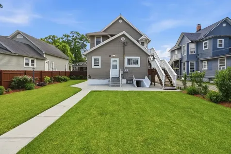 516 Garnsey Avenue Joliet IL 60432