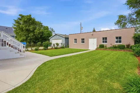 516 Garnsey Avenue Joliet IL 60432