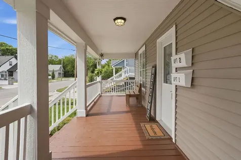 516 Garnsey Avenue Joliet IL 60432