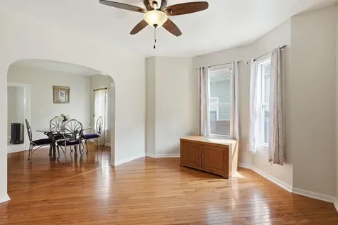 516 Garnsey Avenue Joliet IL 60432
