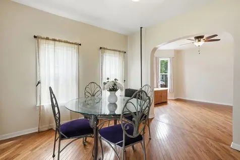 516 Garnsey Avenue Joliet IL 60432