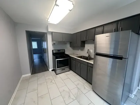 8805 Dee Road Des Plaines IL 60016