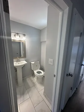 8805 Dee Road Des Plaines IL 60016