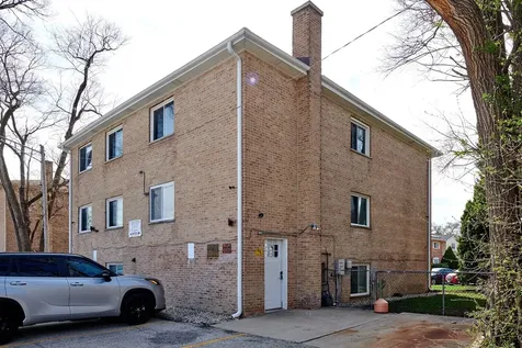 8805 Dee Road Des Plaines IL 60016