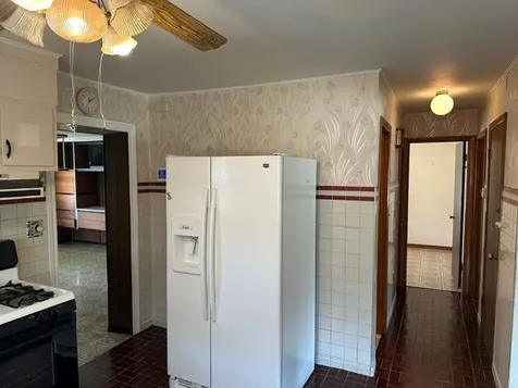 7700 Lawler Avenue Burbank IL 60459
