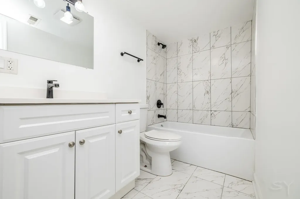 1130 South Sacramento Boulevard Chicago IL 60612