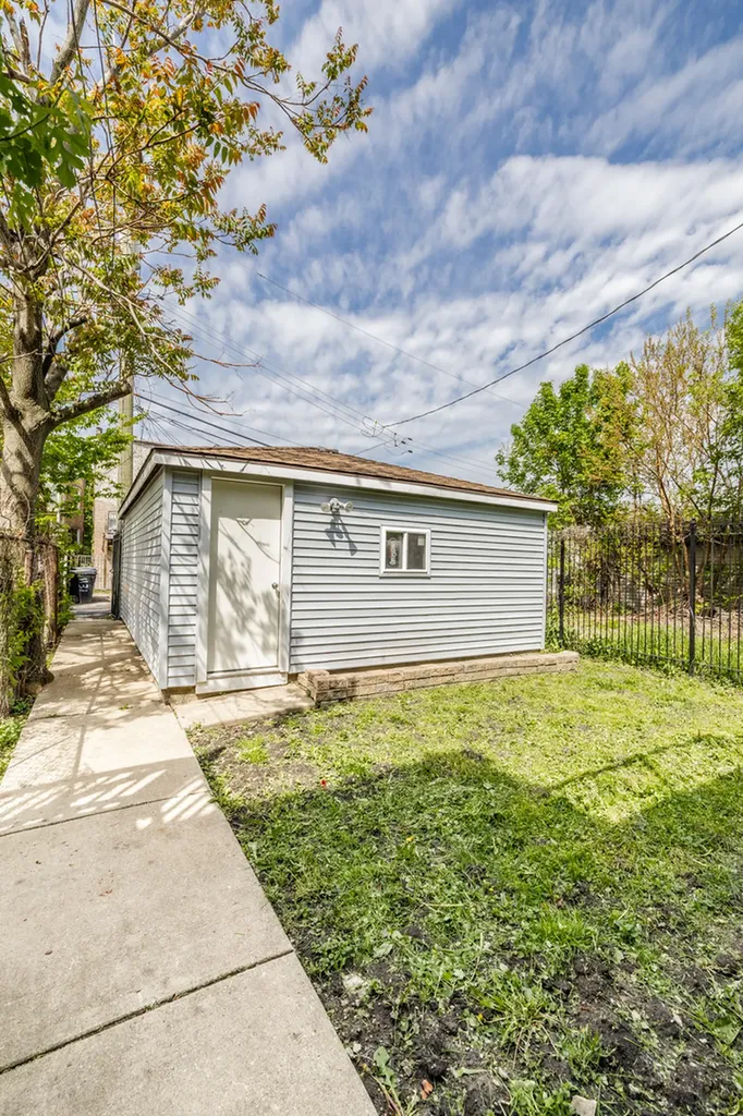 1130 South Sacramento Boulevard Chicago IL 60612