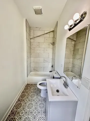 1130 South Sacramento Boulevard Chicago IL 60612