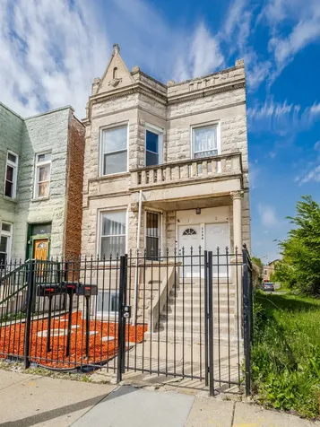 1130 South Sacramento Boulevard Chicago IL 60612