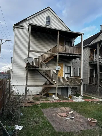 347 West 59th Place Chicago IL 60621