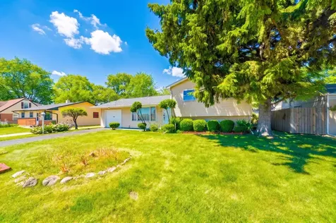 380 Barron Boulevard Grayslake IL 60030