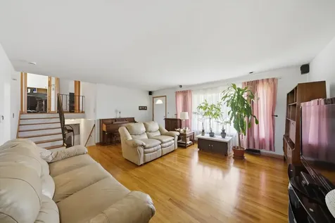 380 Barron Boulevard Grayslake IL 60030