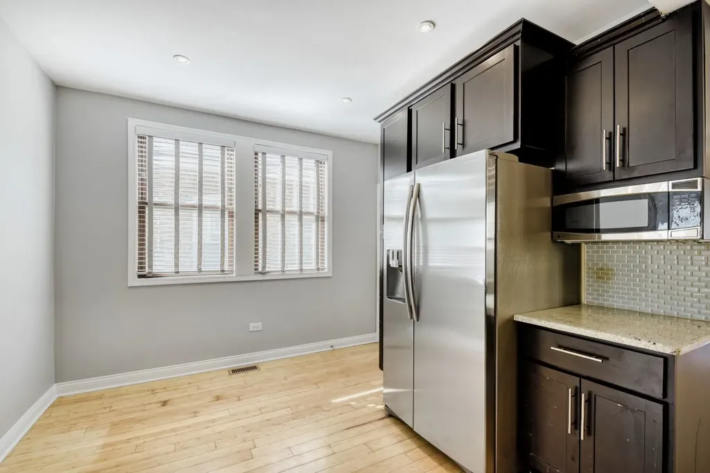 5635 West Patterson Avenue Chicago IL 60634
