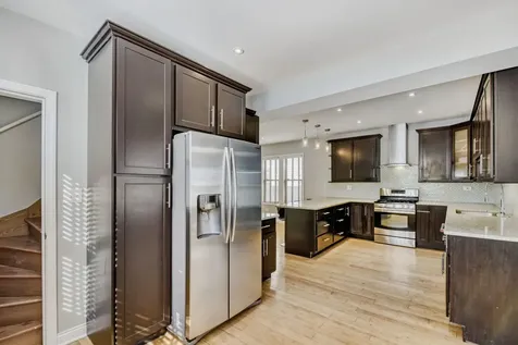 5635 West Patterson Avenue Chicago IL 60634