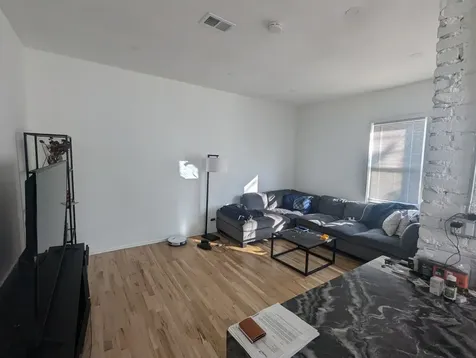2470 North Clybourn Avenue Chicago IL 60614