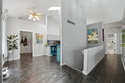 690 Littleton Trail Elgin IL 60120