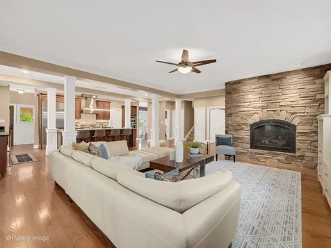 337 South Park Avenue La Grange IL 60525