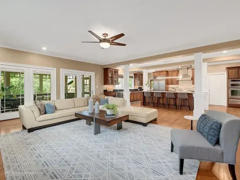 337 South Park Avenue La Grange IL 60525