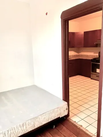 937 West 33rd Place Chicago IL 60608