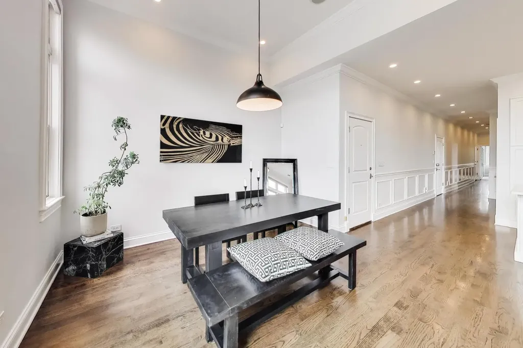 3344 North Halsted Street Chicago IL 60657