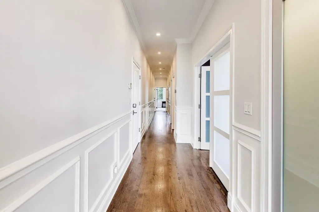 3344 North Halsted Street Chicago IL 60657