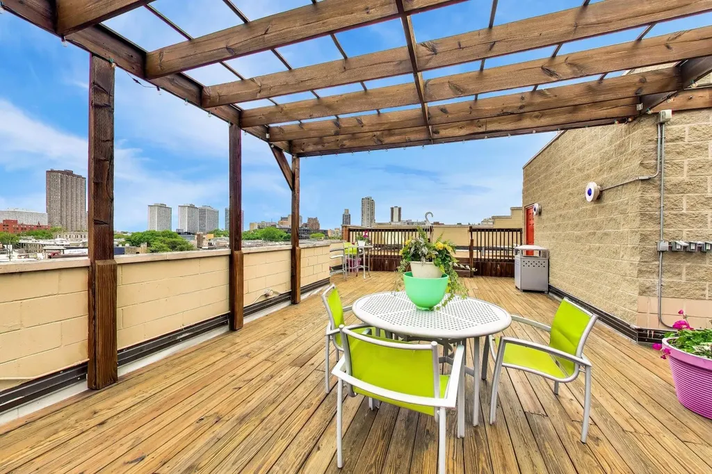 3344 North Halsted Street Chicago IL 60657