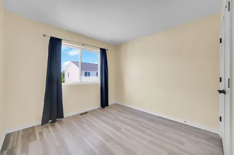 1476 Manning Avenue Montgomery IL 60538