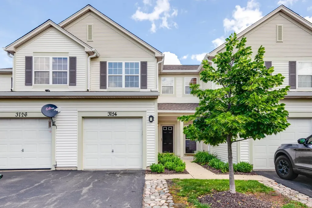 3124 Falling Waters Lane Lindenhurst IL 60046
