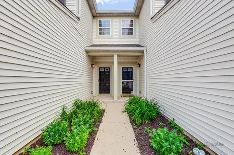 3124 Falling Waters Lane Lindenhurst IL 60046