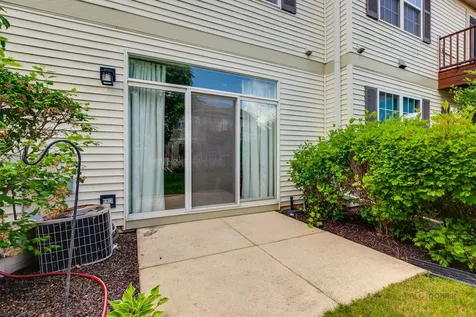 3124 Falling Waters Lane Lindenhurst IL 60046