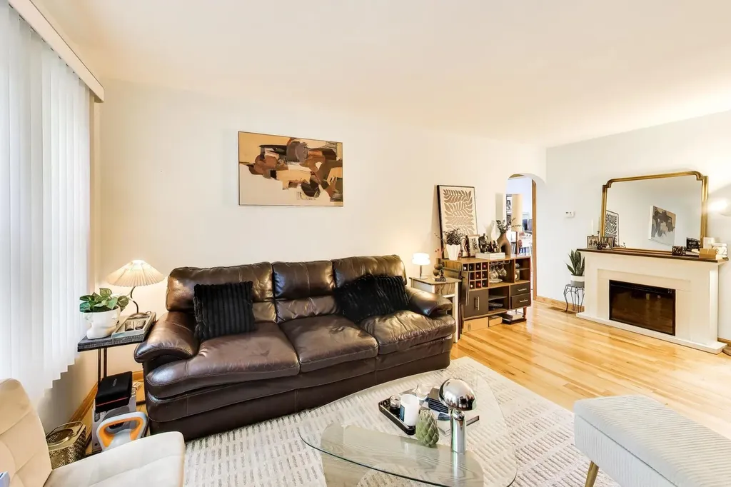 6600 North Ridge Boulevard Chicago IL 60626