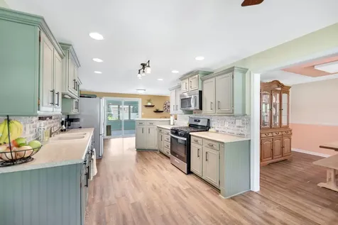5074 Oakridge Drive St. Anne IL 60964