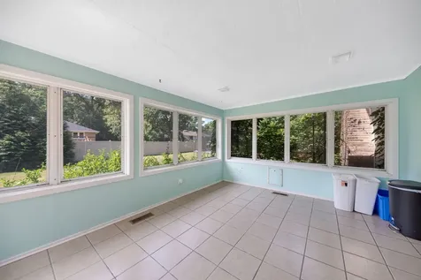 5074 Oakridge Drive St. Anne IL 60964