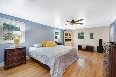 5074 Oakridge Drive St. Anne IL 60964