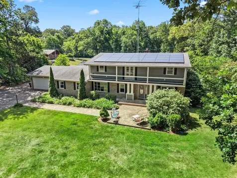 5074 Oakridge Drive St. Anne IL 60964