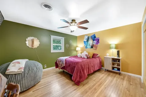 5074 Oakridge Drive St. Anne IL 60964