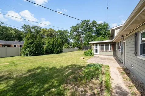 5074 Oakridge Drive St. Anne IL 60964