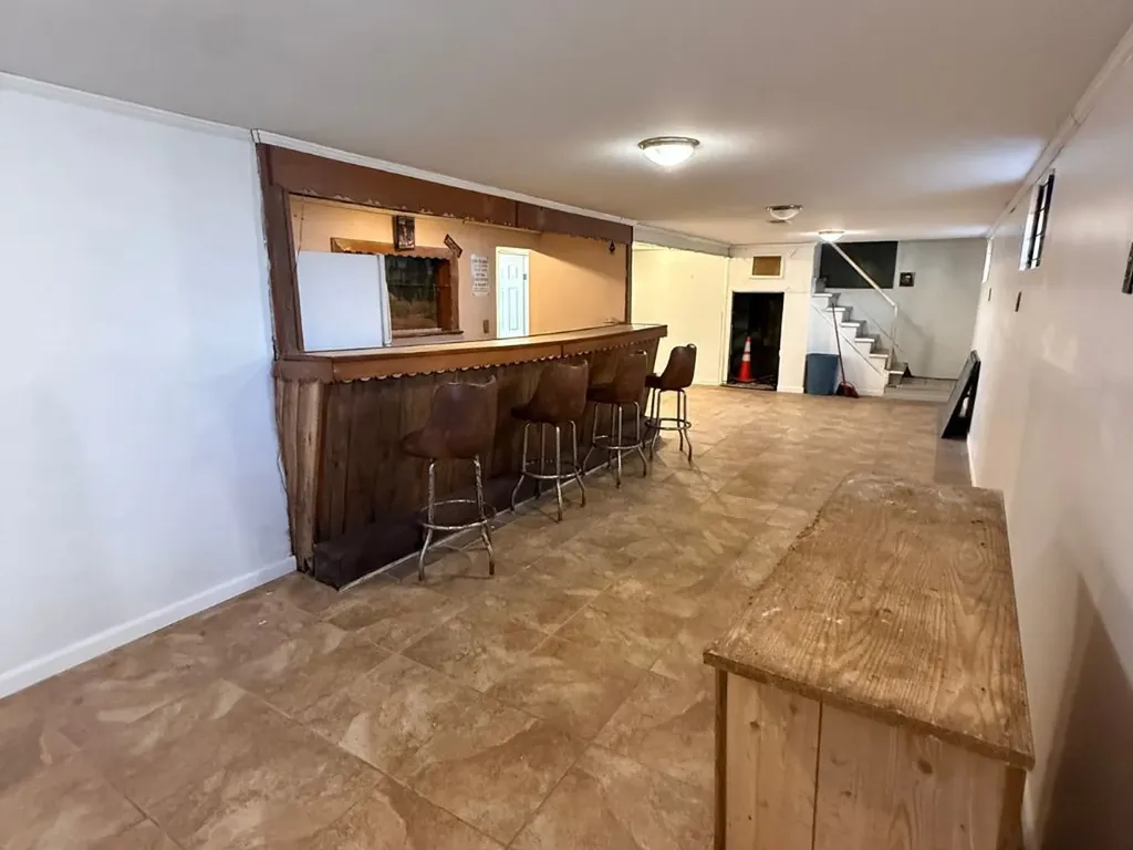 12484 South Michigan Avenue Chicago IL 60628