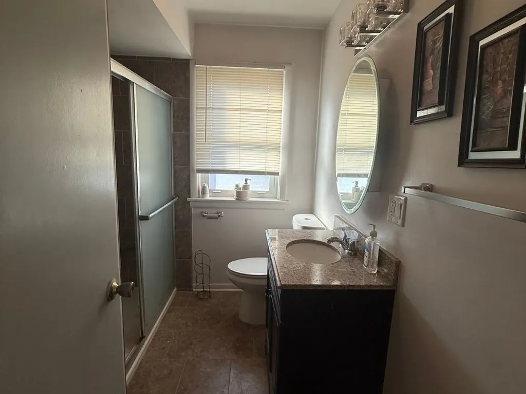 12484 South Michigan Avenue Chicago IL 60628