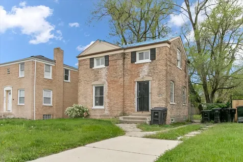 9846 South Calhoun Avenue Chicago IL 60617