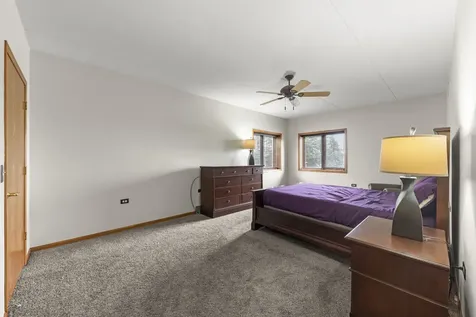 18610 Pine Lake Drive Tinley Park IL 60477