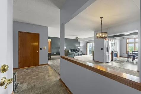 18610 Pine Lake Drive Tinley Park IL 60477