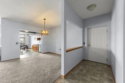 18610 Pine Lake Drive Tinley Park IL 60477