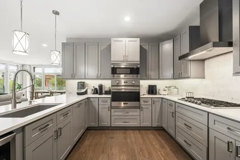 236 South Racine Avenue Chicago IL 60607