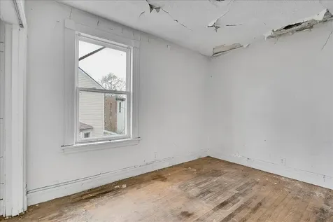 912 West 87th Street Chicago IL 60620