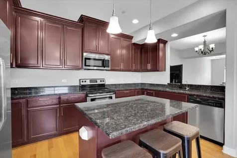 7222 West 83rd Street Bridgeview IL 60455