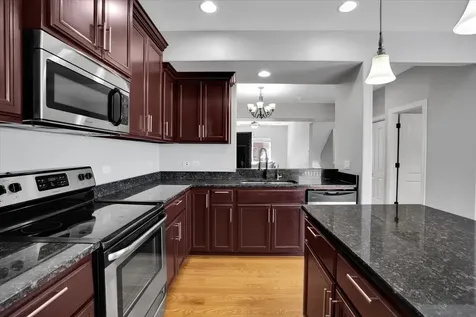 7222 West 83rd Street Bridgeview IL 60455