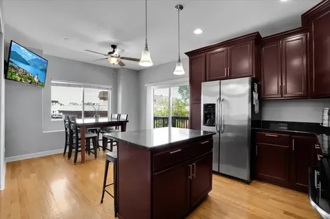 7222 West 83rd Street Bridgeview IL 60455