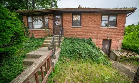 8919 West 95th Street Palos Hills IL 60465