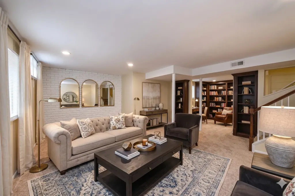 1696 Darwin Court Wheaton IL 60189